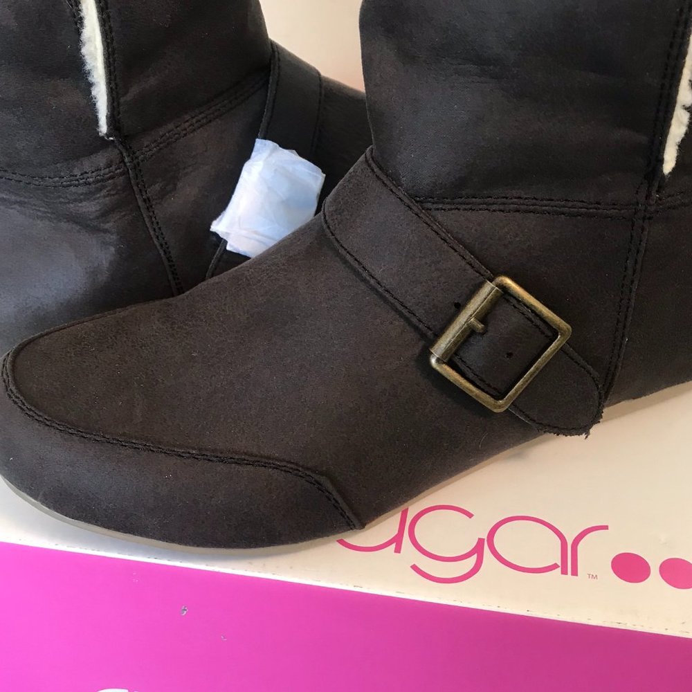 Sugar Untie Black Booties